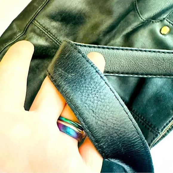 Micheal Kors Distressed Leather Hobo Shoulder Purse - Picture 11 of 12